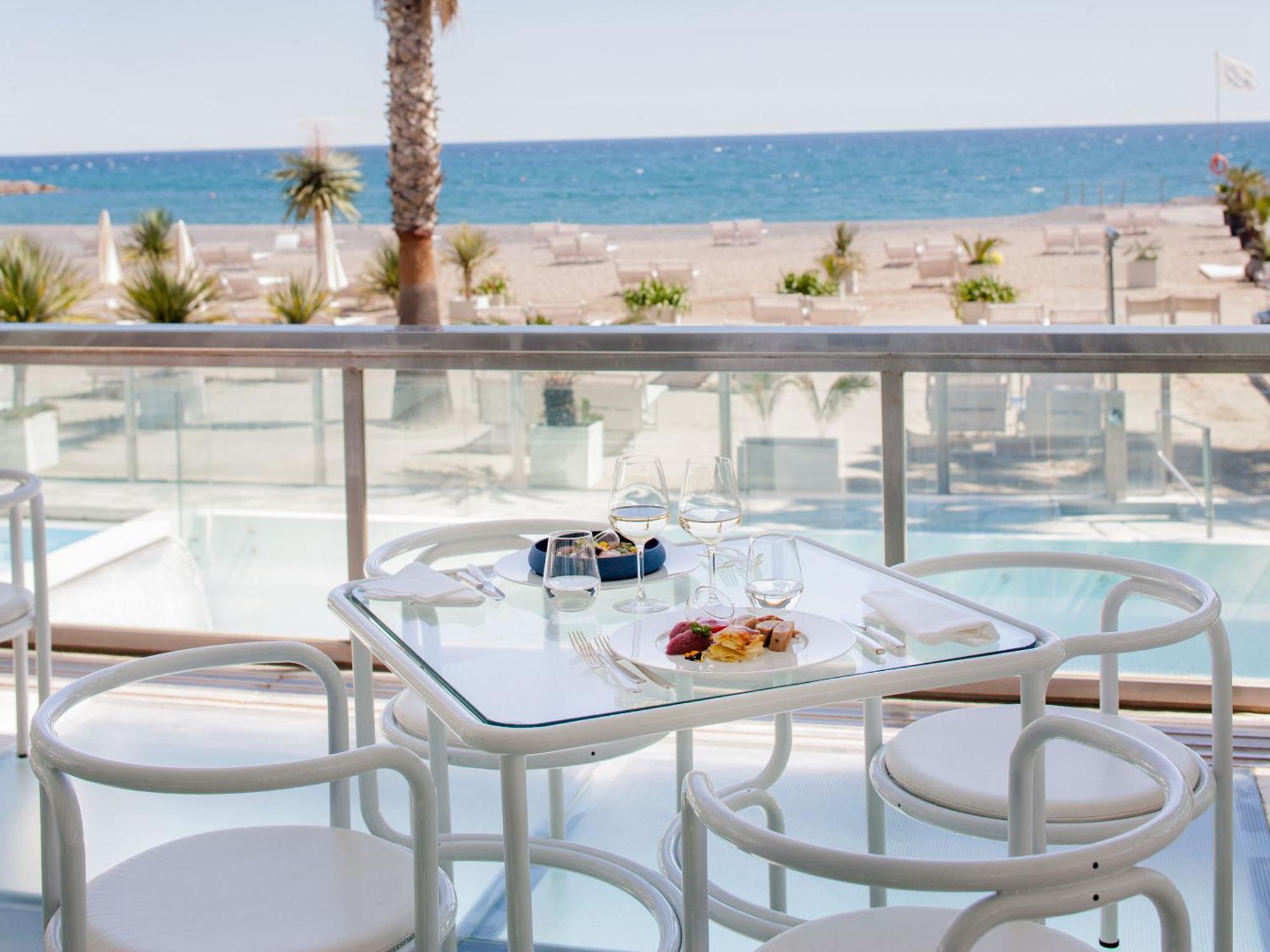 Hotel Caravelle Thalasso&Wellness Diano Marina Exterior foto