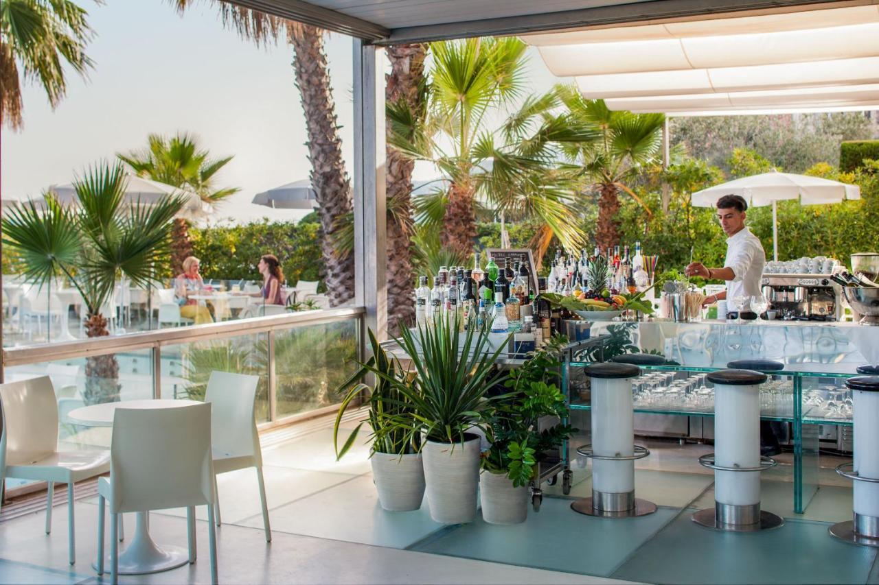 Hotel Caravelle Thalasso&Wellness Diano Marina Exterior foto