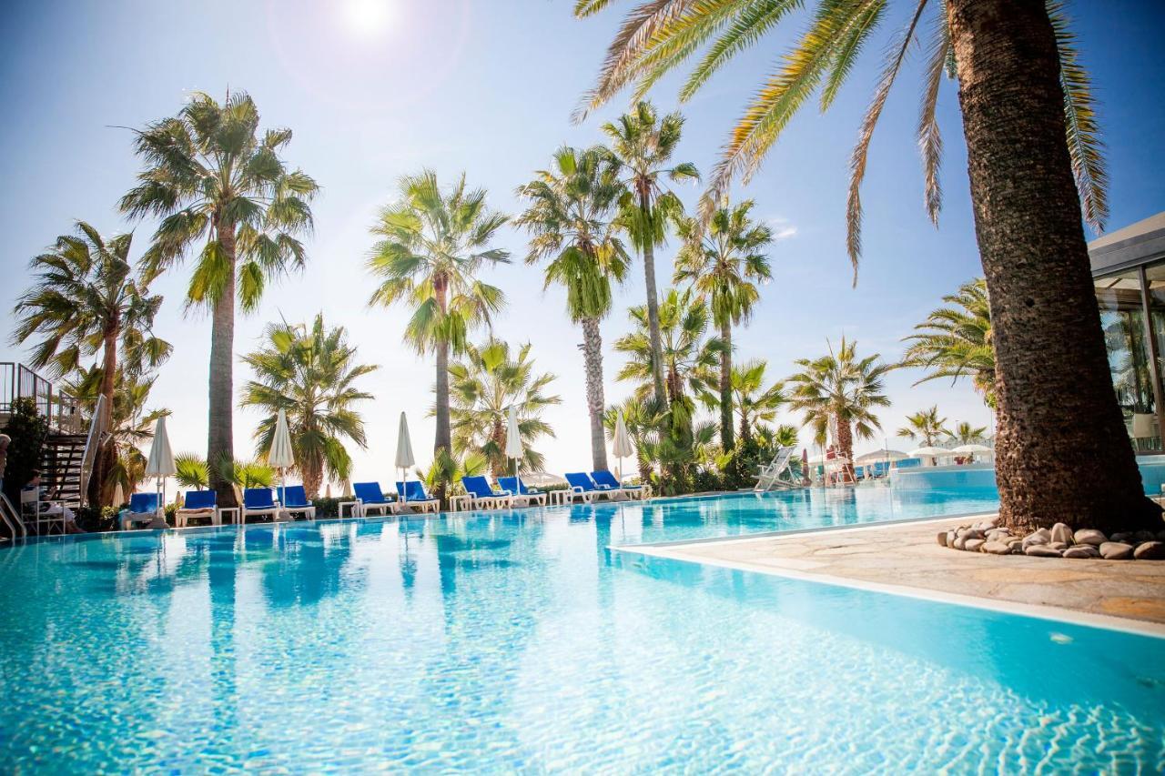 Hotel Caravelle Thalasso&Wellness Diano Marina Exterior foto